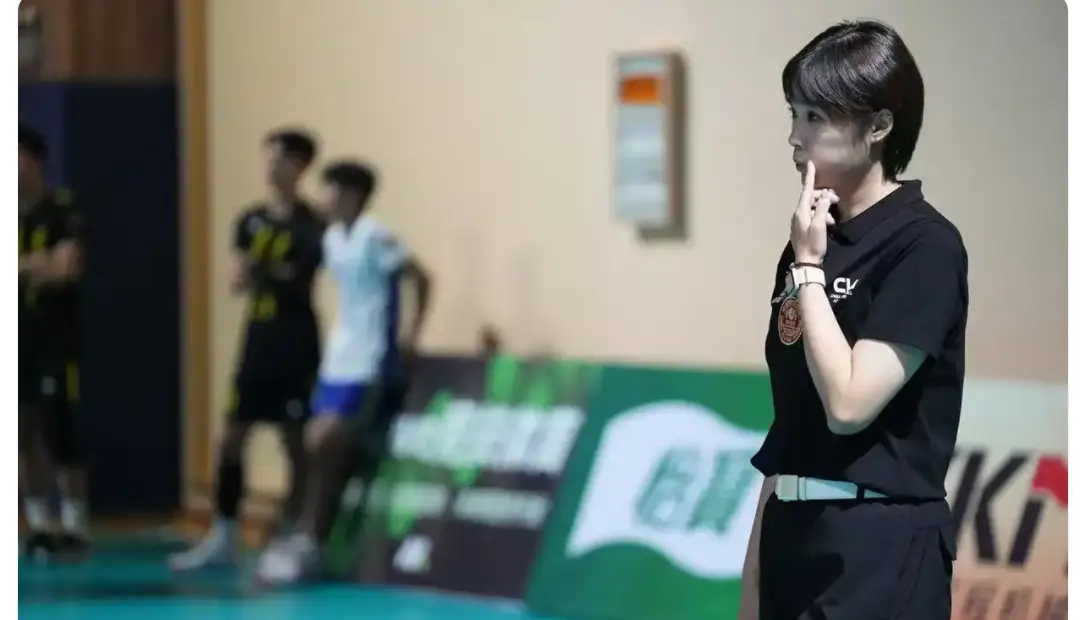别看戎万千, 超霸主的天, https