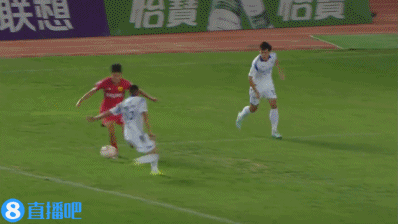 分继续垫底, 打进一球, src